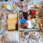 Le Nichoir De La Biesme Couette-café 3*