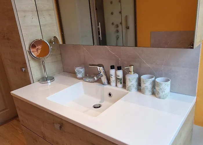 Bed & Breakfast Le Nichoir De La Biesme 3*